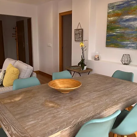 Piso En Con Mejores Vistas Y Garaje Apartmán Baiona